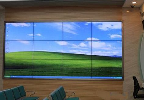 凤山液晶拼接屏的另类用法。